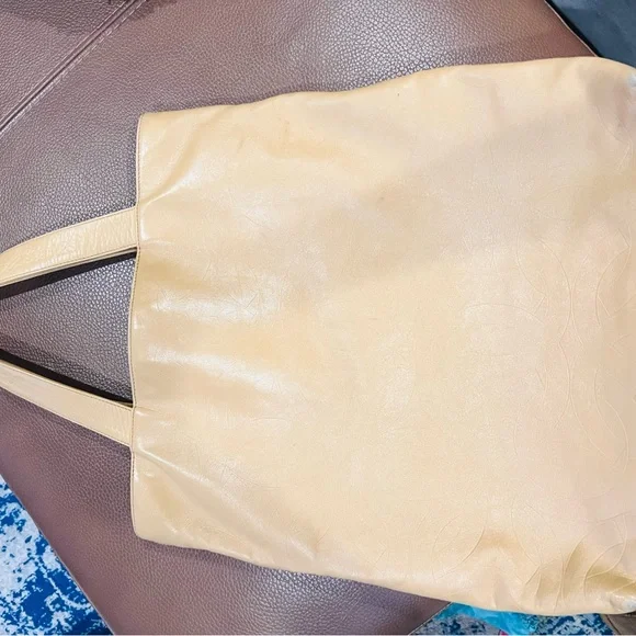 Channel Bag - Picture 3 of 10